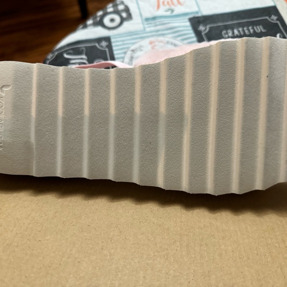 New Koolaburra by UGG Slippers Sz 11 - Picture 7 of 7